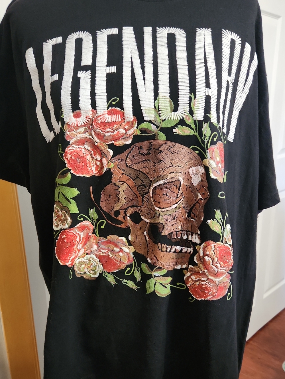 Embroidered Black 'Legendary' Skull & Roses Short Sleeve Tee